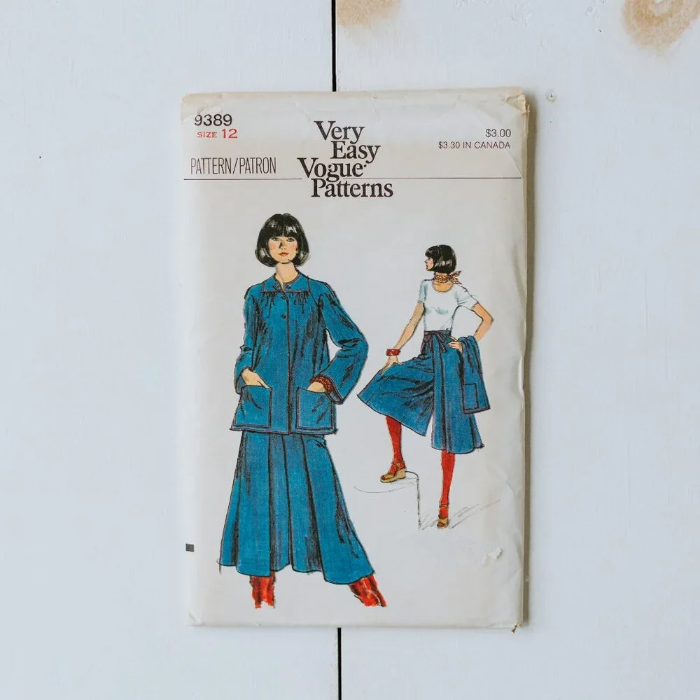 70s Vintage Vogue Sewing Pattern #9389 UNCUT Misses' Jacket and Culottes Size 12 - Picture 1 of 2